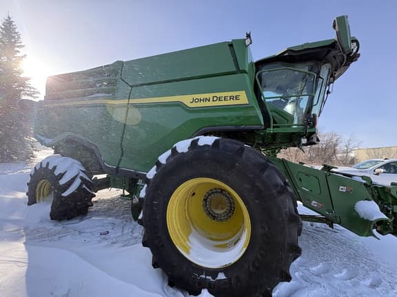 Image of John Deere X9 1100 Primary image