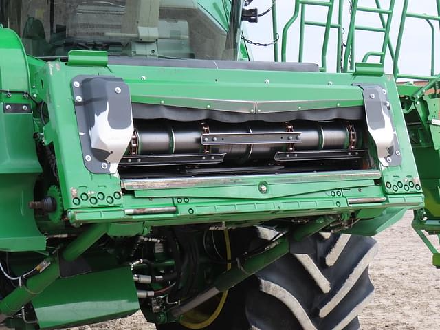 Image of John Deere X9 1100 equipment image 1