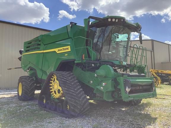Image of John Deere X9 1100 equipment image 1