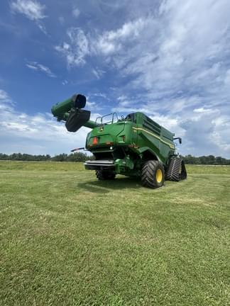Image of John Deere X9 1100 equipment image 4