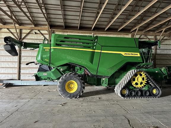 Image of John Deere X9 1100 equipment image 4