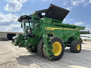 2023 John Deere X9 1100 Image