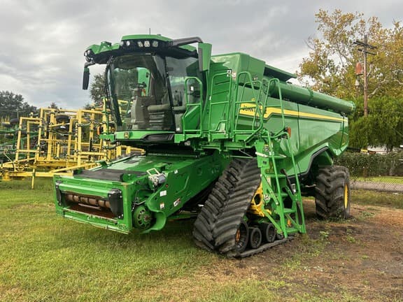 Image of John Deere X9 1100 Primary image