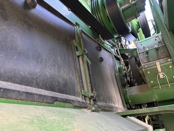 Image of John Deere X9 1100 equipment image 1