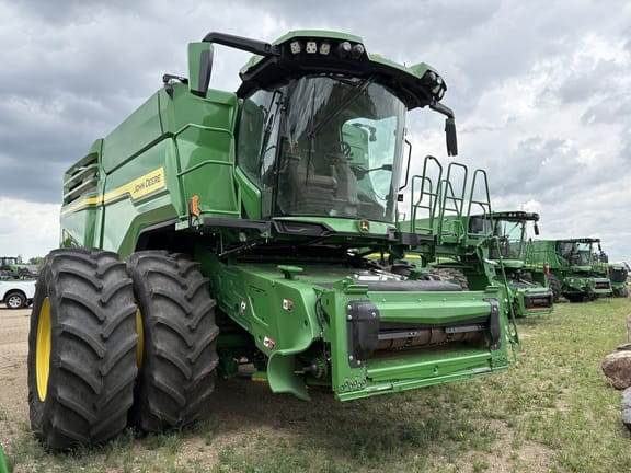 2023 John Deere X9 1100 Equipment Image0