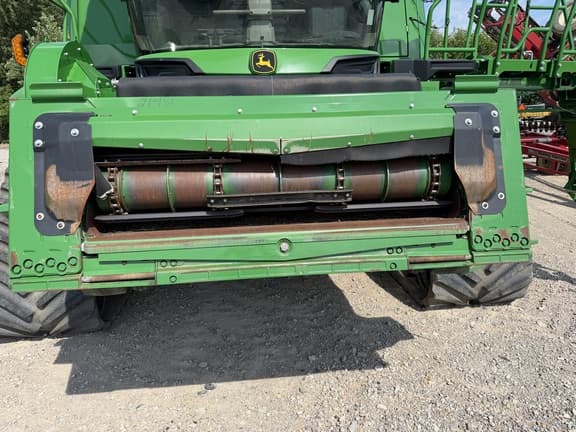 Image of John Deere X9 1100 equipment image 4