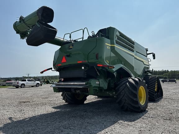 Image of John Deere X9 1100 equipment image 3