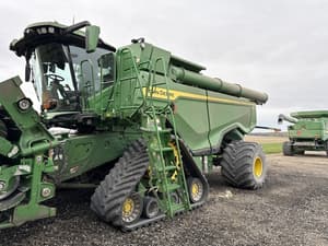 2023 John Deere X9 1100 Image