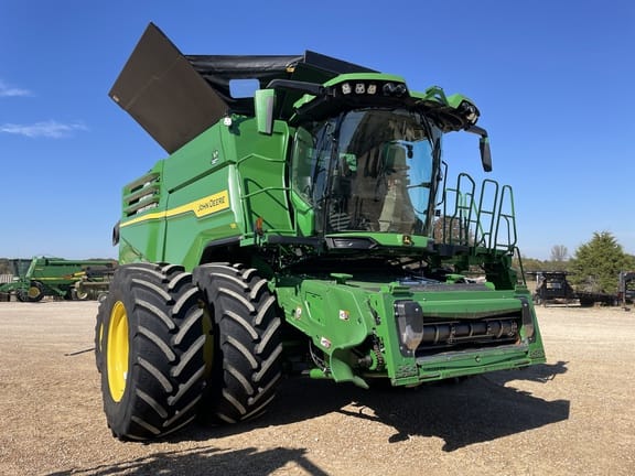 2023 John Deere X9 1100 Equipment Image0