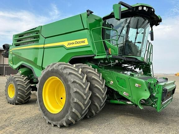 Image of John Deere X9 1100 equipment image 3