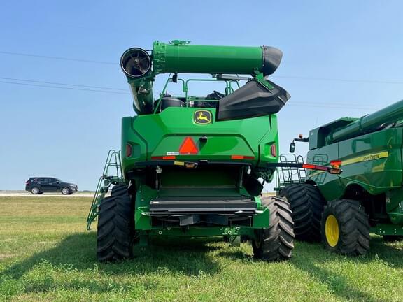 Image of John Deere X9 1100 equipment image 2
