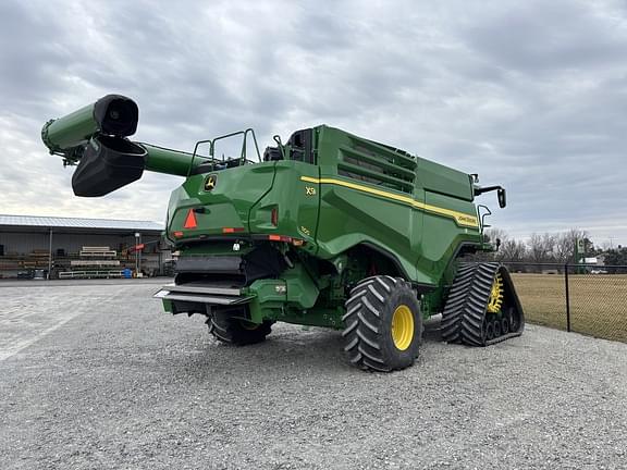 Image of John Deere X9 1100 equipment image 3