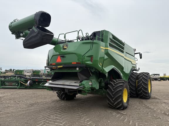 Image of John Deere X9 1100 equipment image 3