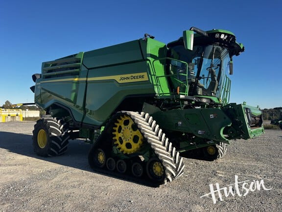 2023 John Deere X9 1100 Equipment Image0