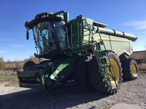 2023 John Deere X9 1100 Image