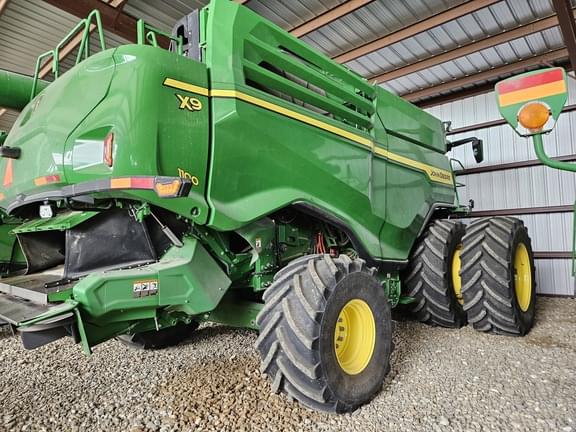 Image of John Deere X9 1100 equipment image 2