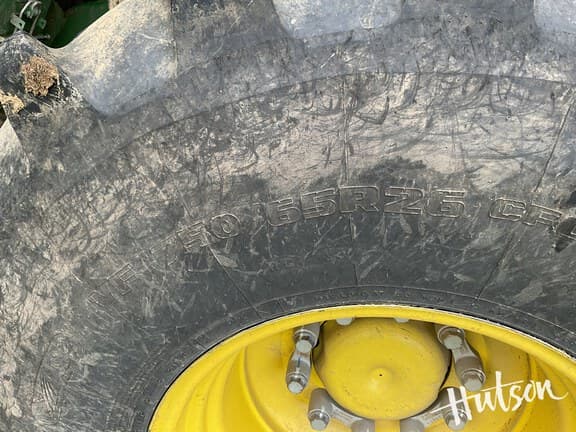 Image of John Deere X9 1100 equipment image 3