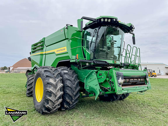 Image of John Deere X9 1100 equipment image 3