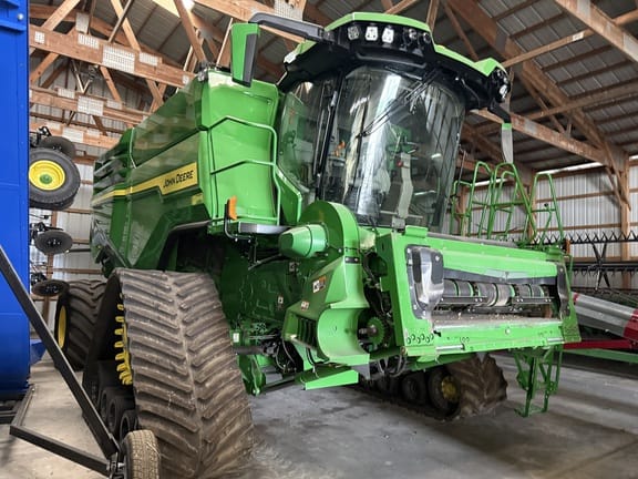 2023 John Deere X9 1100 Equipment Image0