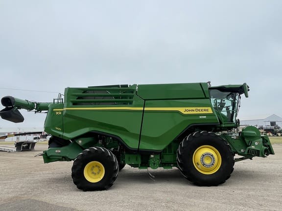 2023 John Deere X9 1100 Equipment Image0