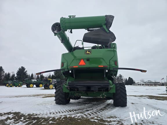 Image of John Deere X9 1100 equipment image 4