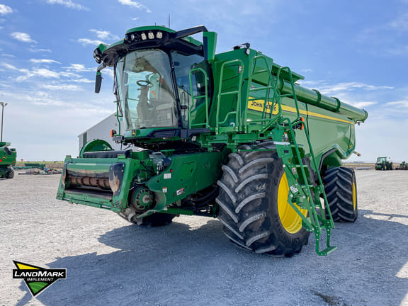 2023 John Deere X9 1100 Equipment Image0