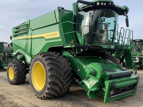 Image of John Deere X9 1100 equipment image 2
