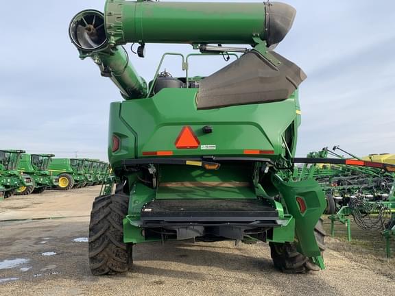 Image of John Deere X9 1100 equipment image 4