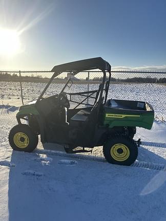 Image of John Deere XUV 560E equipment image 2