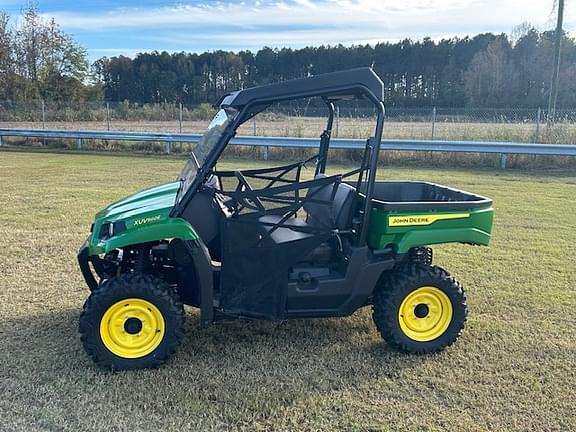 Image of John Deere XUV 560E equipment image 2