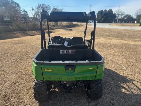 Image of John Deere XUV 560E equipment image 1