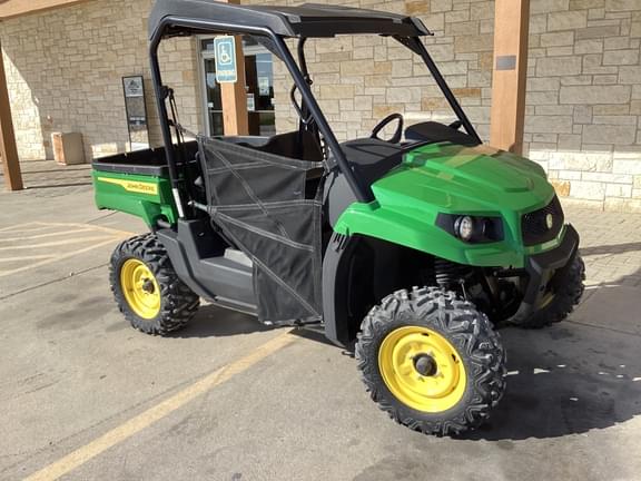 Image of John Deere XUV 560E equipment image 2