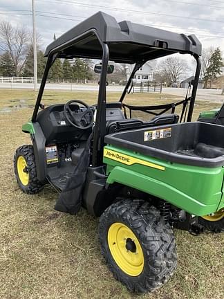 Image of John Deere XUV 560E equipment image 2