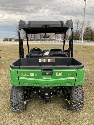 Image of John Deere XUV 560E equipment image 3