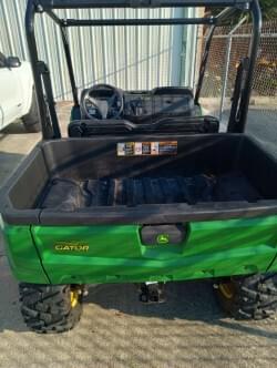 Image of John Deere XUV 560E equipment image 2