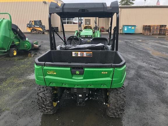 Image of John Deere XUV 560E equipment image 2