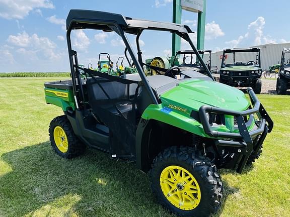 Image of John Deere XUV 560E equipment image 1