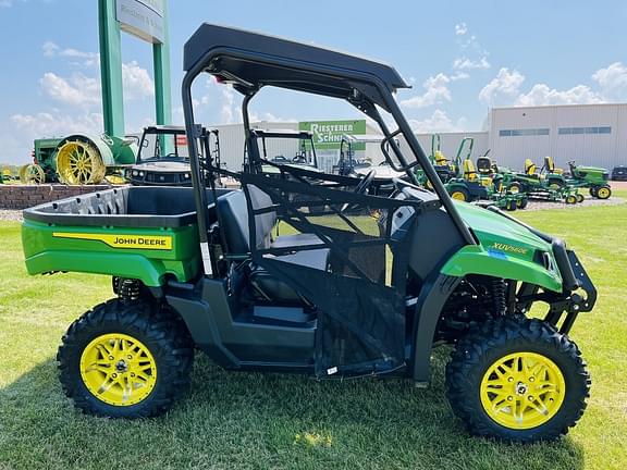 Image of John Deere XUV 560E equipment image 2