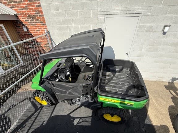 Image of John Deere XUV 560E equipment image 4