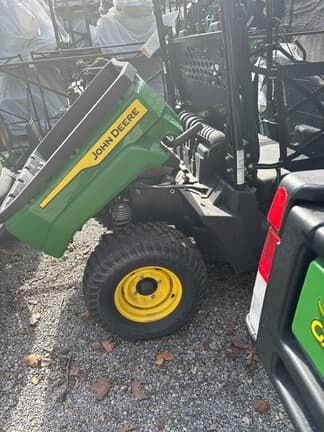Image of John Deere XUV 560E S4 equipment image 4