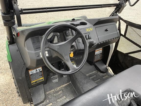 Image of John Deere XUV 590E equipment image 4