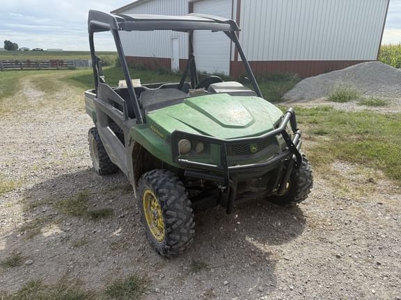 2023 John Deere XUV 590M Equipment Image0