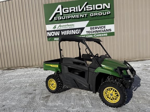 Image of John Deere XUV 590M equipment image 1