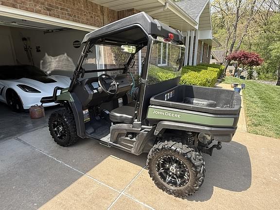 Image of John Deere XUV 590M equipment image 2