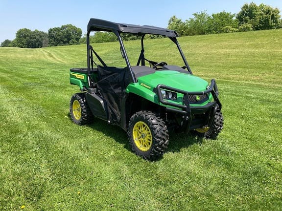2023 John Deere XUV 590M Equipment Image0