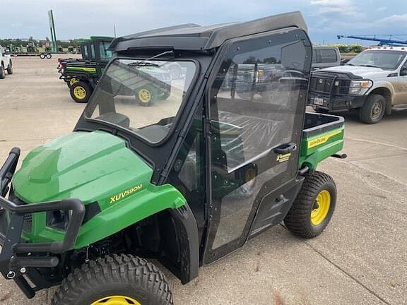 Image of John Deere XUV 590M equipment image 3