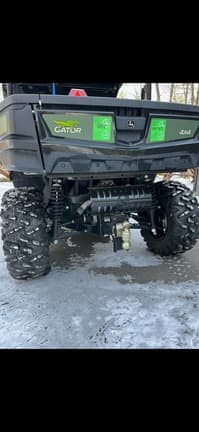 Image of John Deere XUV 590M equipment image 2