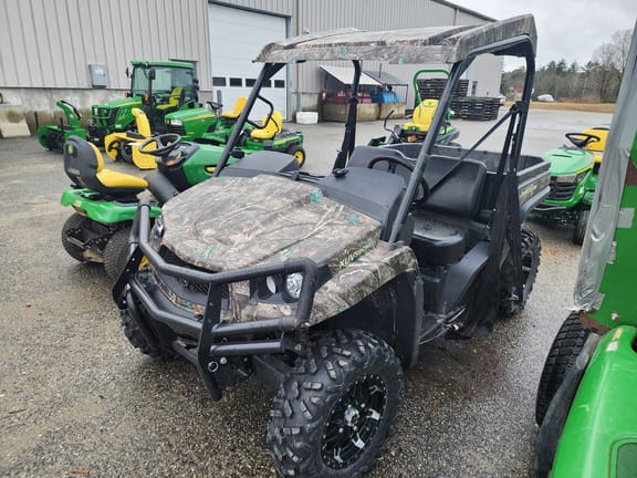 2023 John Deere XUV 590M Equipment Image0