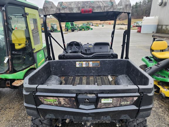 Image of John Deere XUV 590M equipment image 2