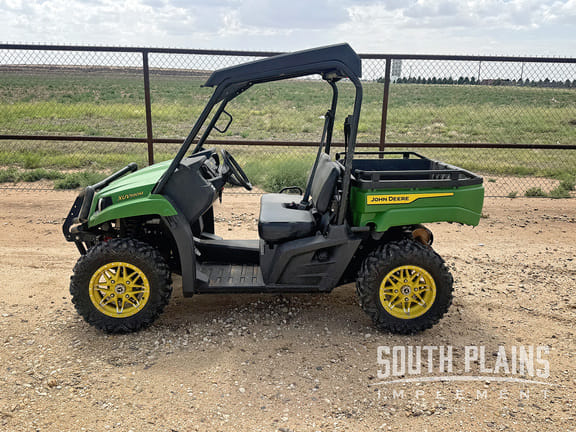 2023 John Deere XUV 590M Equipment Image0